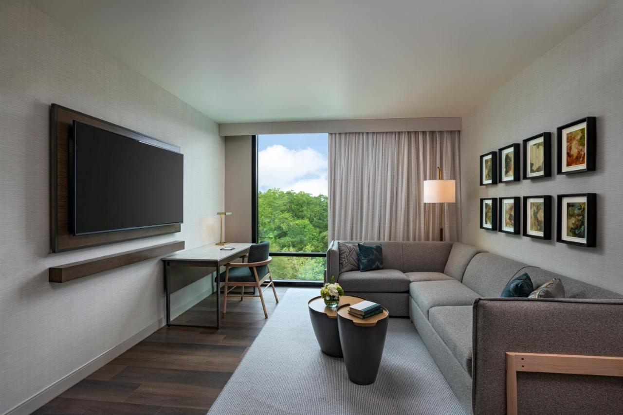 Hyatt Regency Conroe Hotel Buitenkant foto